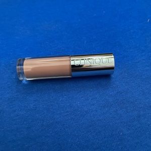 Clinique lip gloss